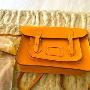 Cambridge Satchel Company cross body perfect condition — can hold everything!